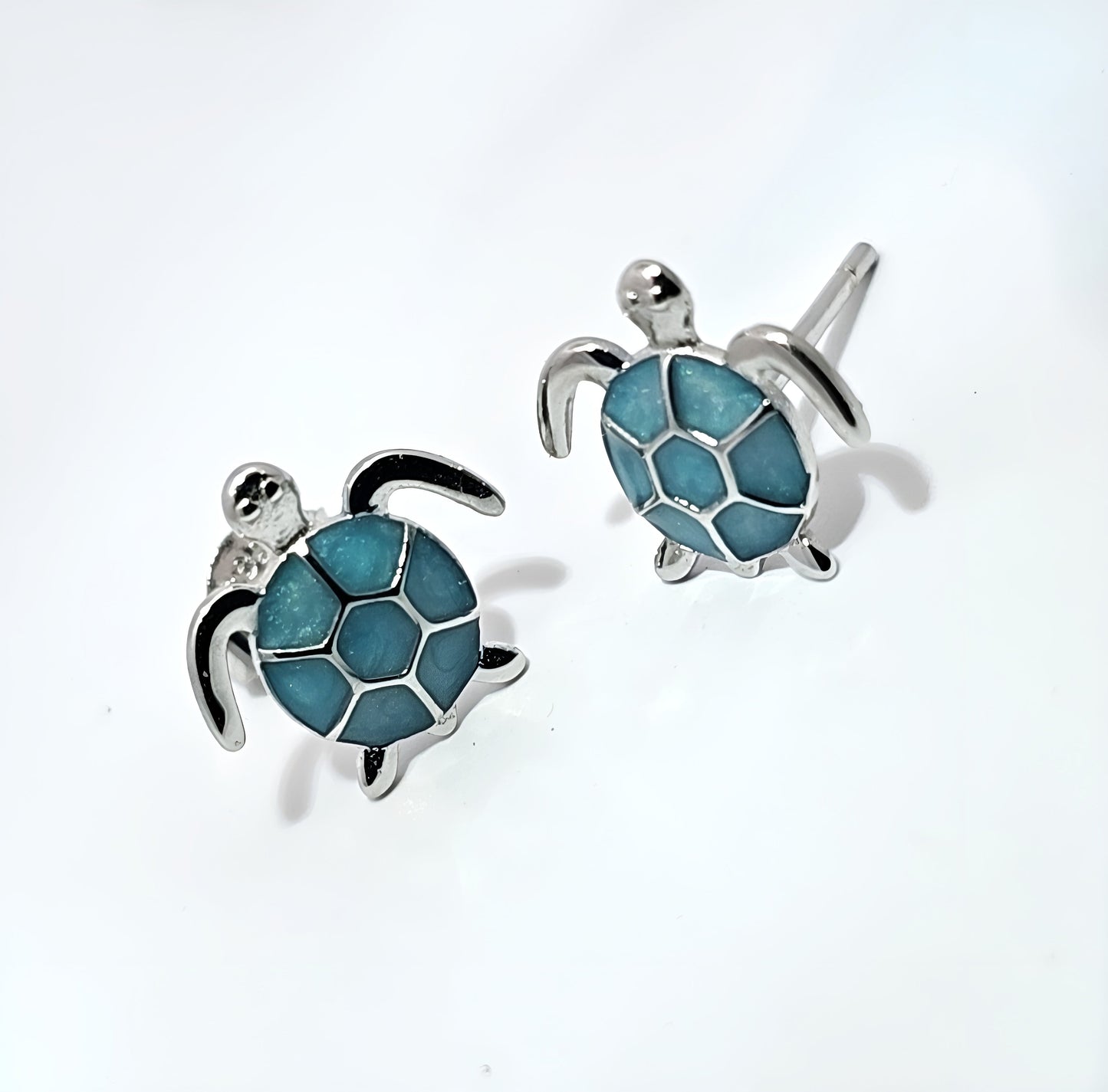 Silver turtle earrings