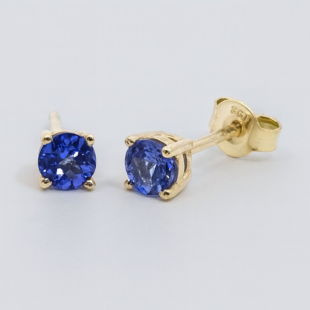 9ct yellow gold tanzanite stud earrings