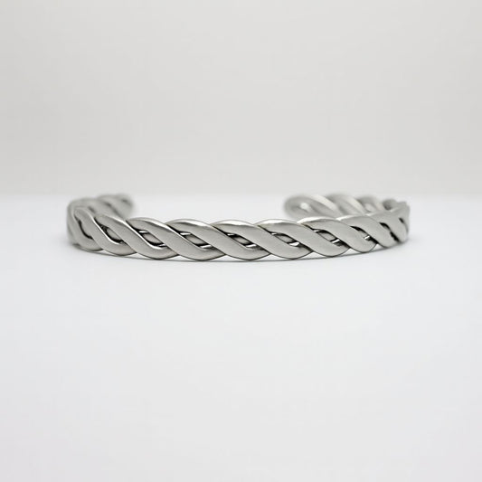 STAINLESS STEEL TWISTED BANGLE