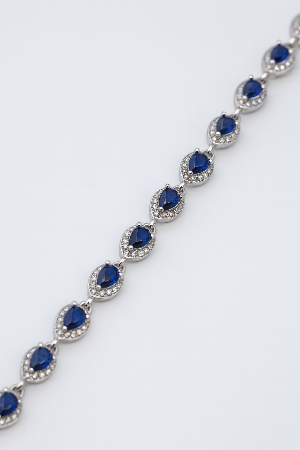 Silver cubic zirconia bracelet