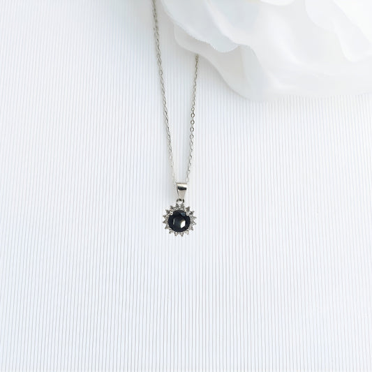 SILVER BLACK/WHITE CUBIC ZIRCONIA NECKLACE