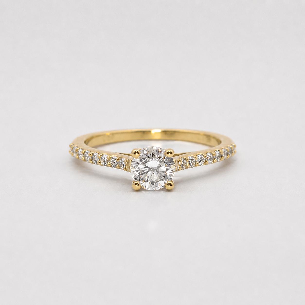 9CT YG ENGAGEMENT RING 1LGD 0.50CT 16LG = 0.17CT E/F VS